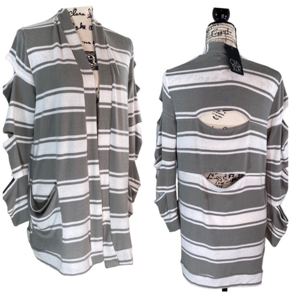 Chaser - New! “Love Knit” Long Sleeve Striped Gray/White Cardigan Size Medium